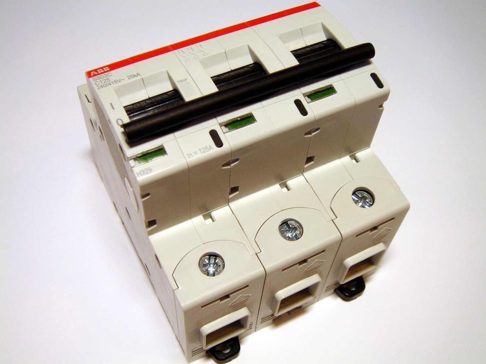 Автоматический выключатель - 2d symbols - 3d models